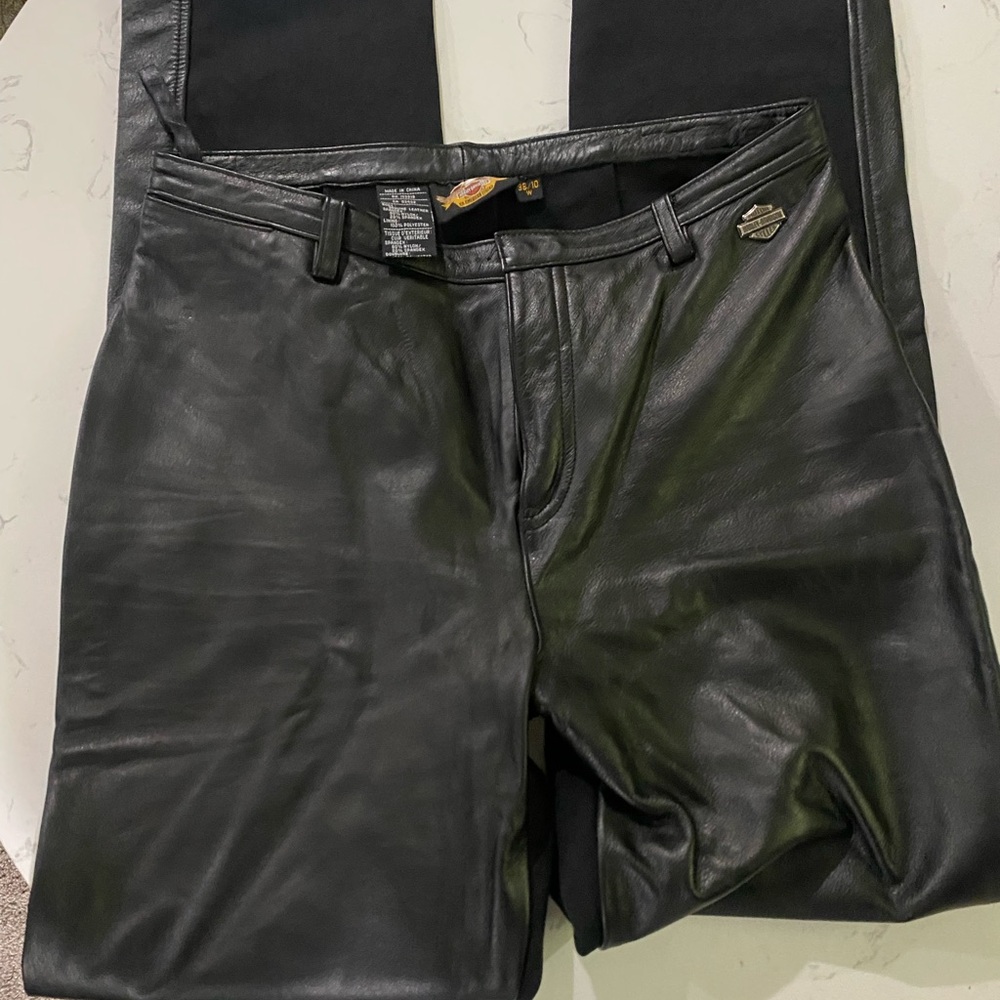 Harley-Davidson Women’s Black Leather and Spandex pants.